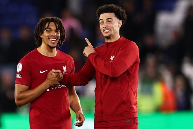 Trent Alexander-Arnold lauds Liverpool teammate after Leicester display - Bóng Đá