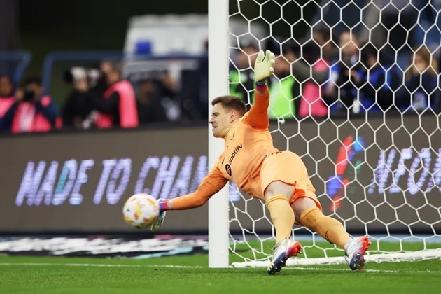 Ansu Fati praises ‘crack’ Ter Stegen after Barcelona’s Super Cup win - Bóng Đá