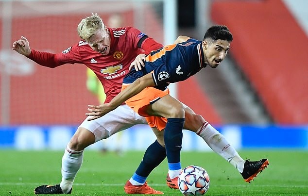 Van de Beek để lộ hình ảnh khác biệt so với khi mới tới Man Utd - Bóng Đá