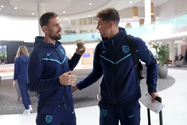 Bukayo Saka arrives for England duty - Bóng Đá