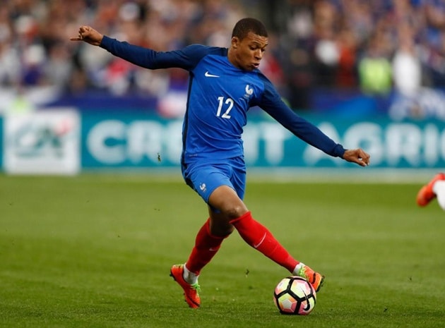 TIẾT LỘ: RB Leipzig suýt cướp Kylian Mbappe từ tay Monaco - Bóng Đá