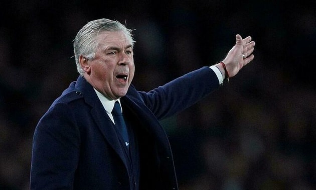 Bổ nhiệm Ancelotti, Real đợi ngày