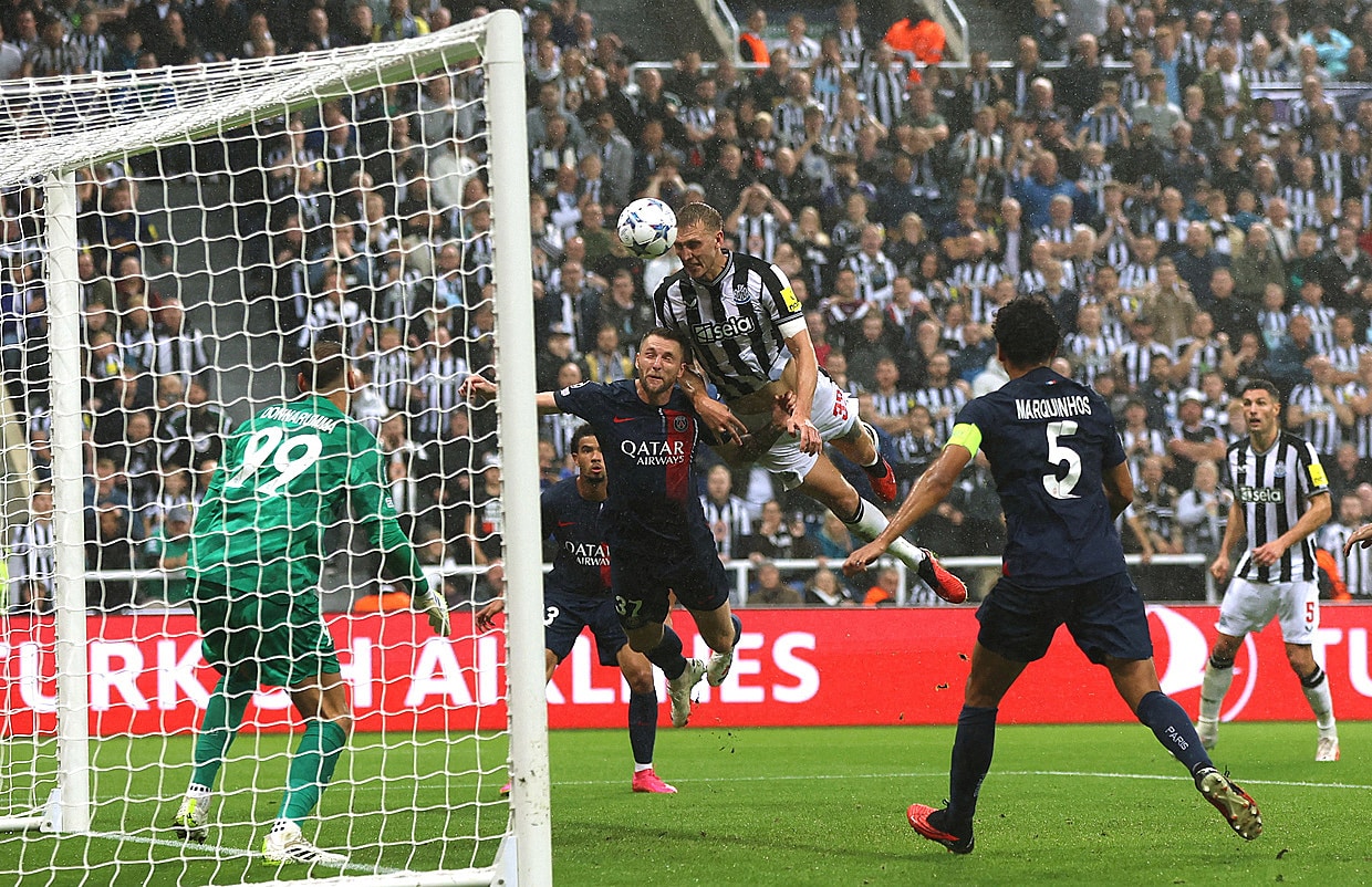 Newcastle đánh bại PSG 4-1 ở lượt đấu trước. Ảnh: Reuters