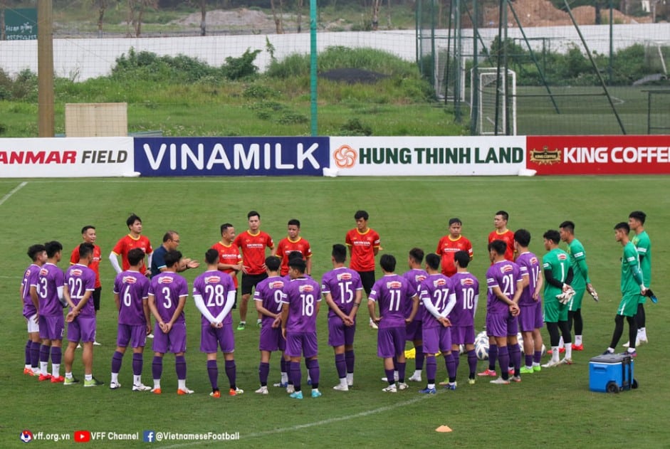 HLV Park Hang Seo nhận tin không vui từ Tiến Linh, Đình Duy - Bóng Đá