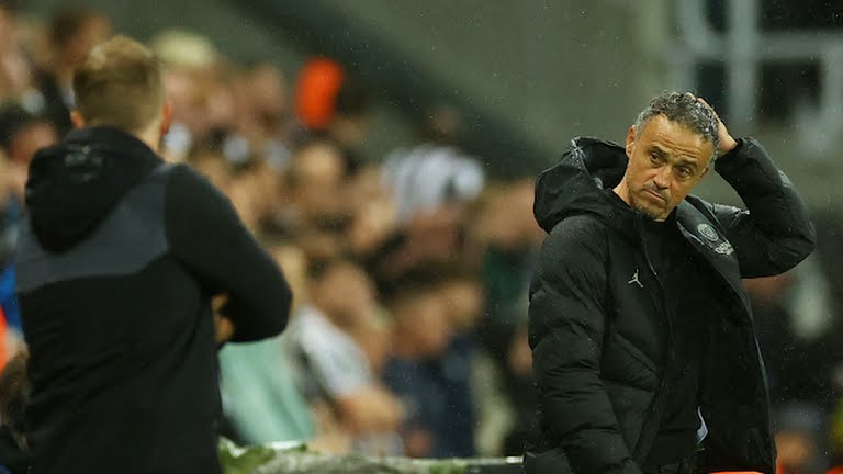 Quá bất lực! Mbappe không kịp hoàn hồn trước Newcastle - Bóng Đá