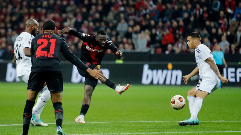 Ngả mũ trước Bayer Leverkusen - Bóng Đá