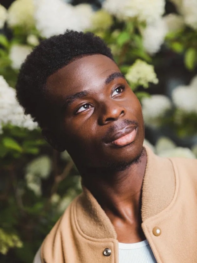 SAK LOOKS BACK Arsenal star Bukayo Saka shows off unseen side in behind-the-scenes photoshoot as he opens up about his childhood - Bóng Đá